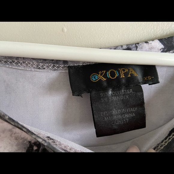 Ruched Cityscape Black and White Dress - Picture 5 of 5